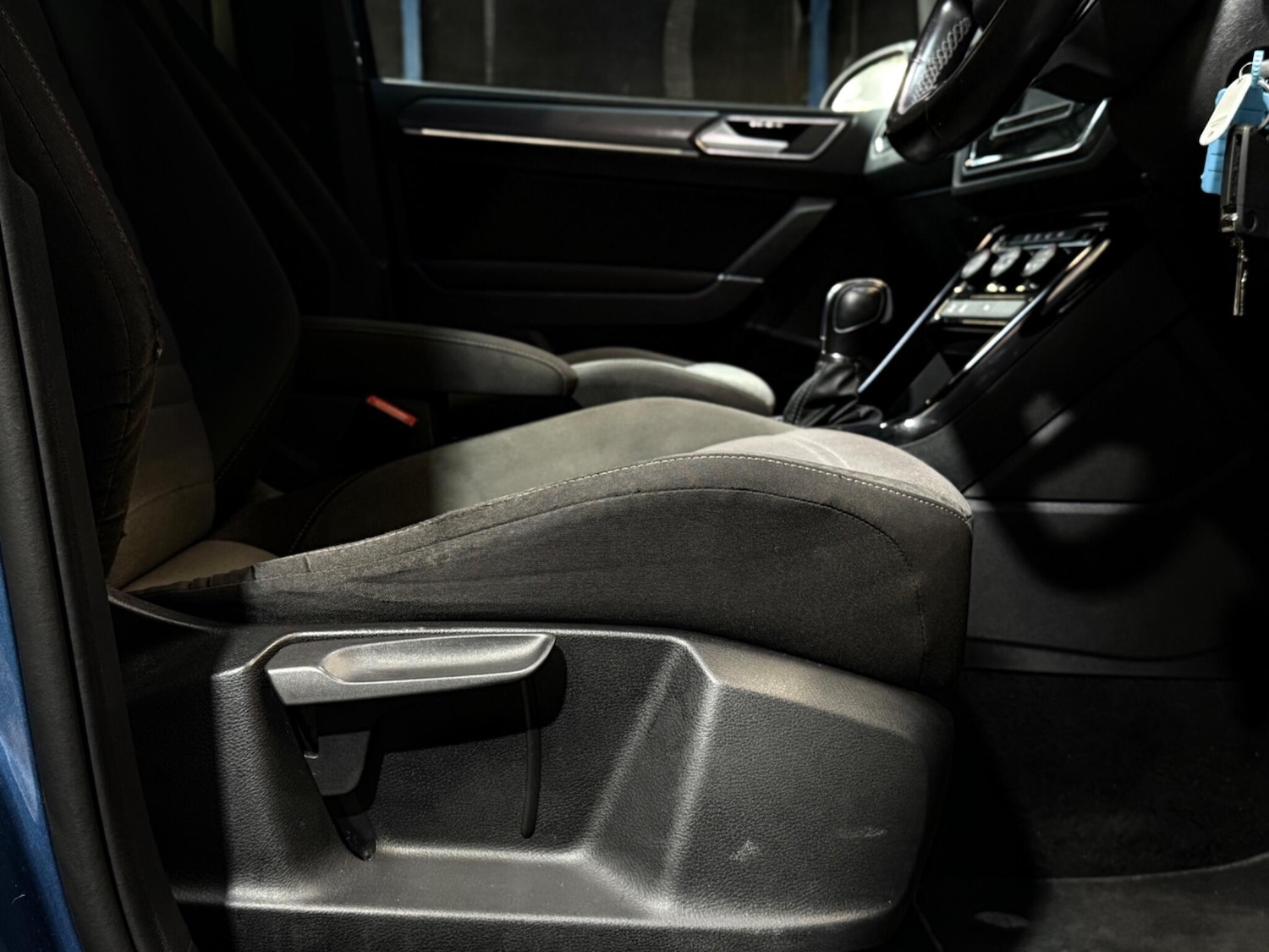 Used Volkswagen Touran 2017 for sale - 76152755: Photo 55