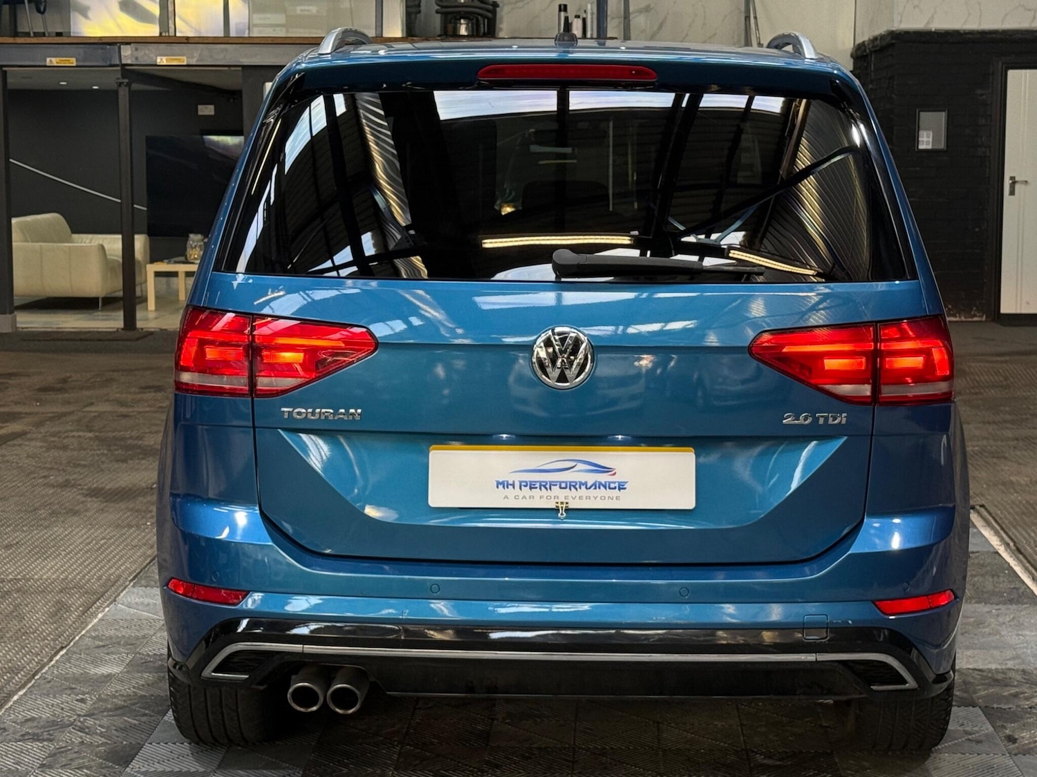 Used Volkswagen Touran 2017 for sale - 76152755: Photo 71