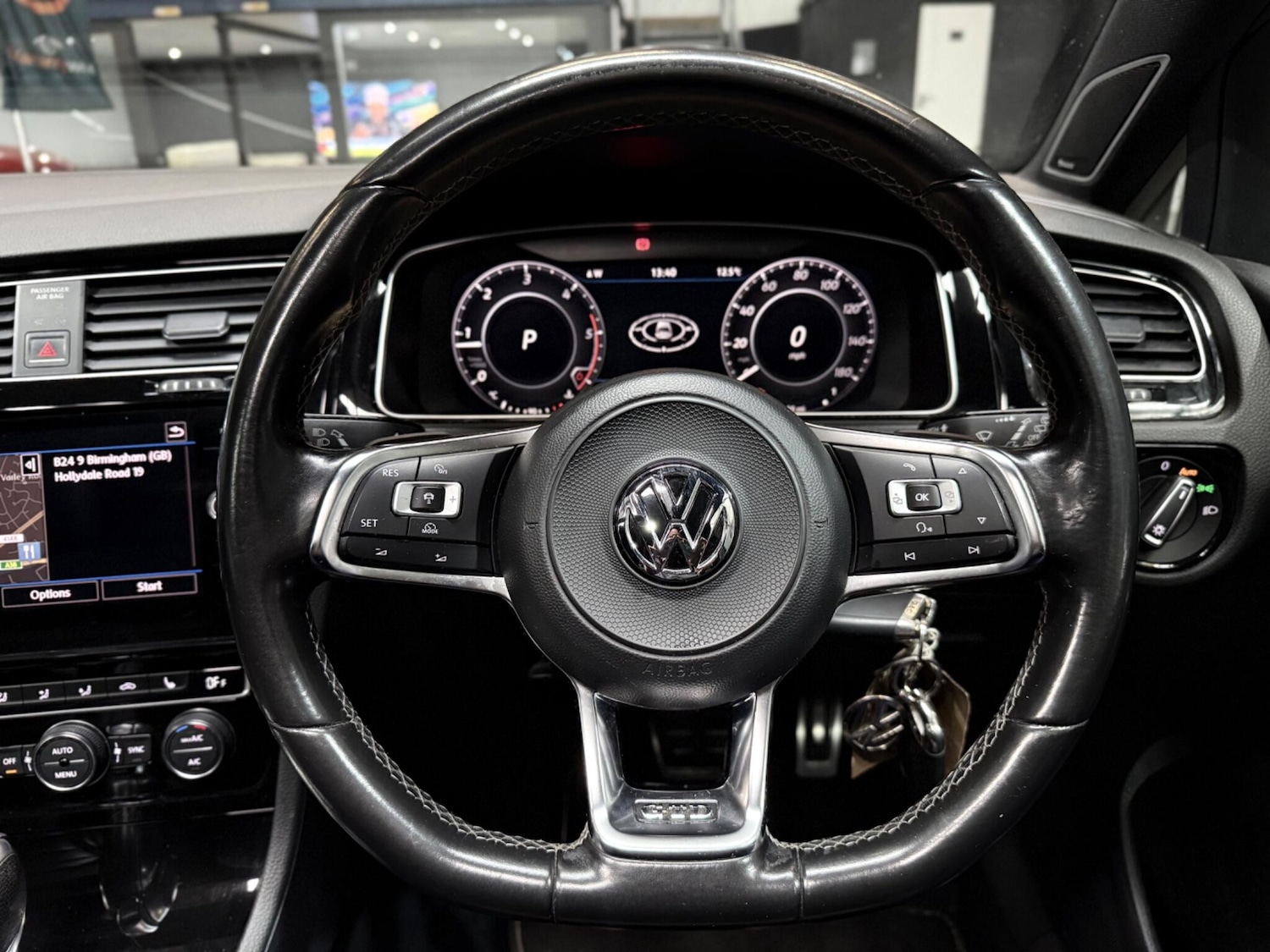 Used Volkswagen Golf 2017 for sale - 76499324: Photo 10