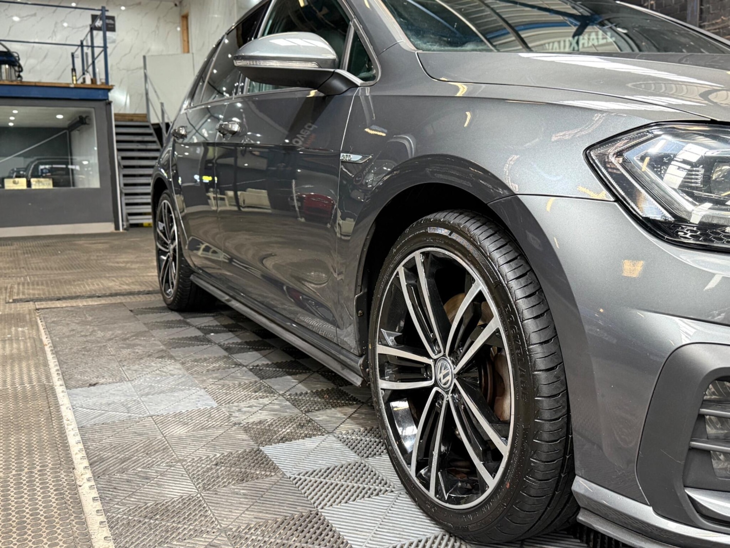 Used Volkswagen Golf 2017 for sale - 76499324: Photo 13