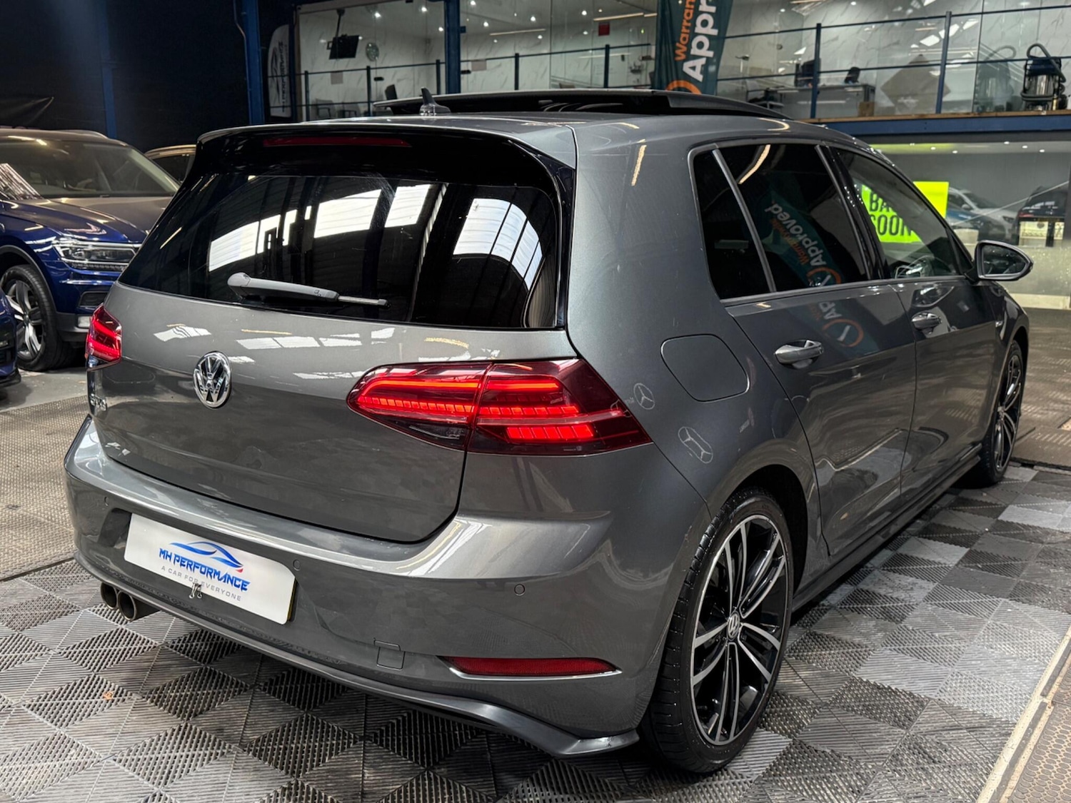 Used Volkswagen Golf 2017 for sale - 76499324: Photo 19