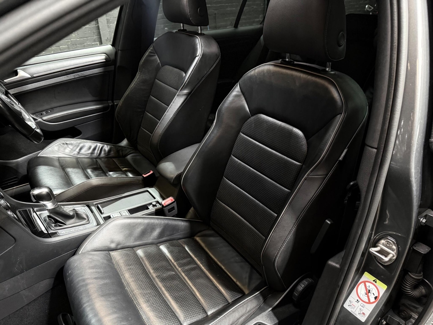 Used Volkswagen Golf 2017 for sale - 76499324: Photo 20