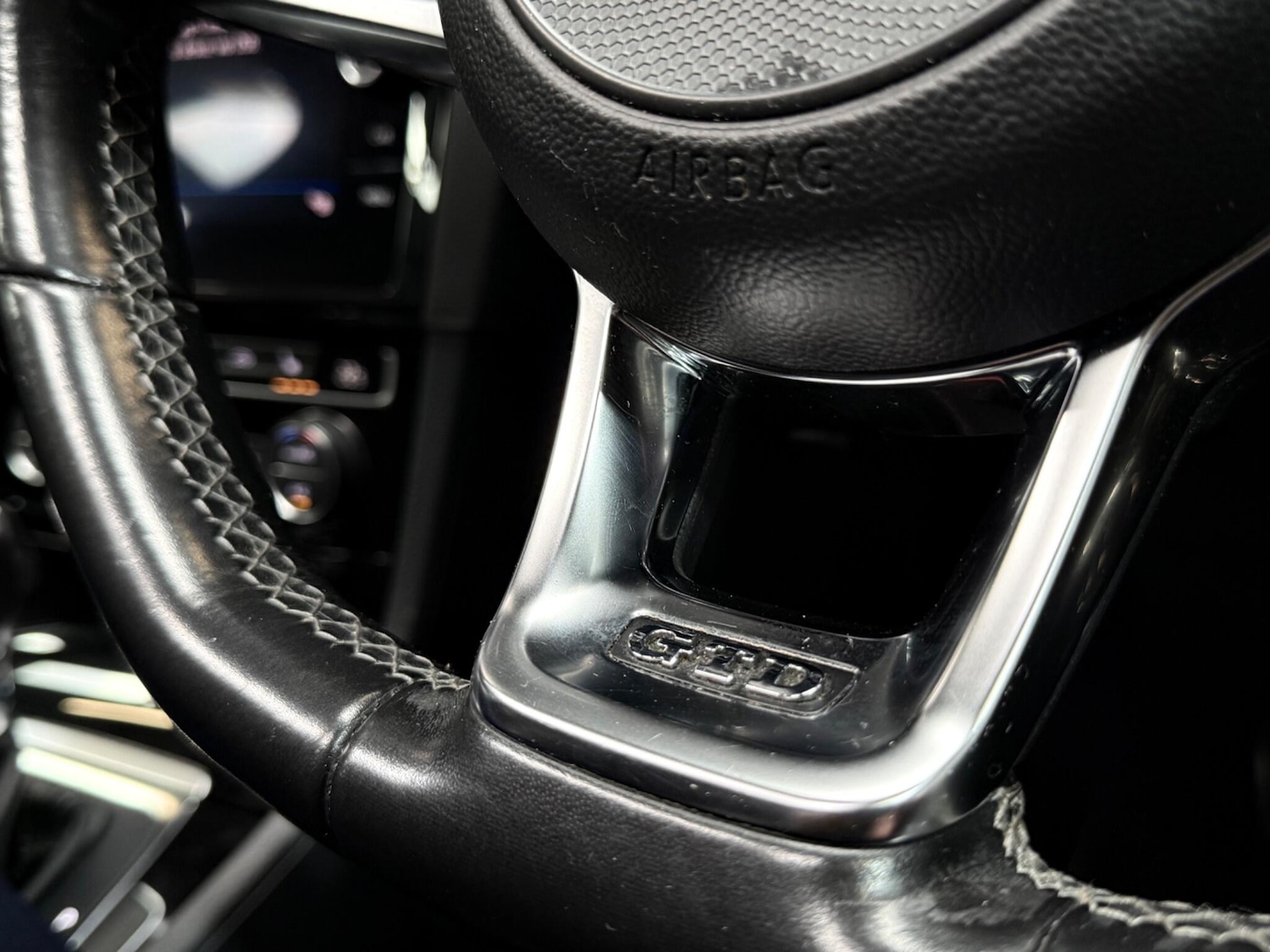 Used Volkswagen Golf 2017 for sale - 76499324: Photo 30