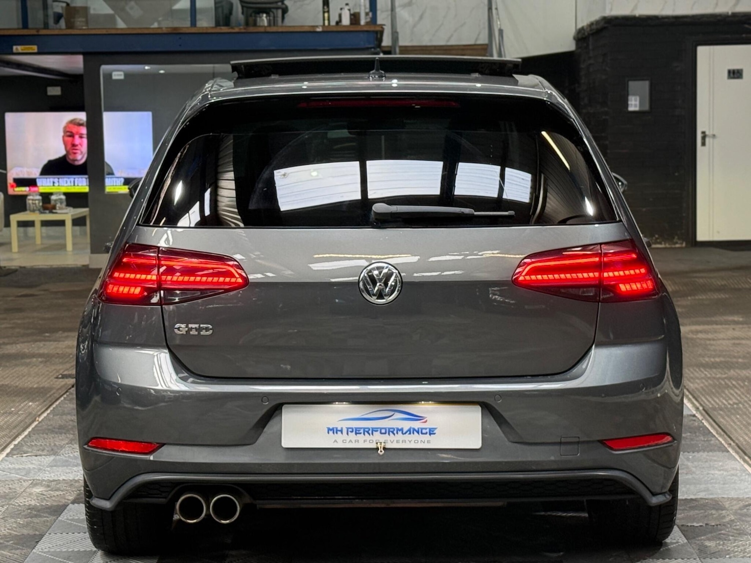 Used Volkswagen Golf 2017 for sale - 76499324: Photo 31