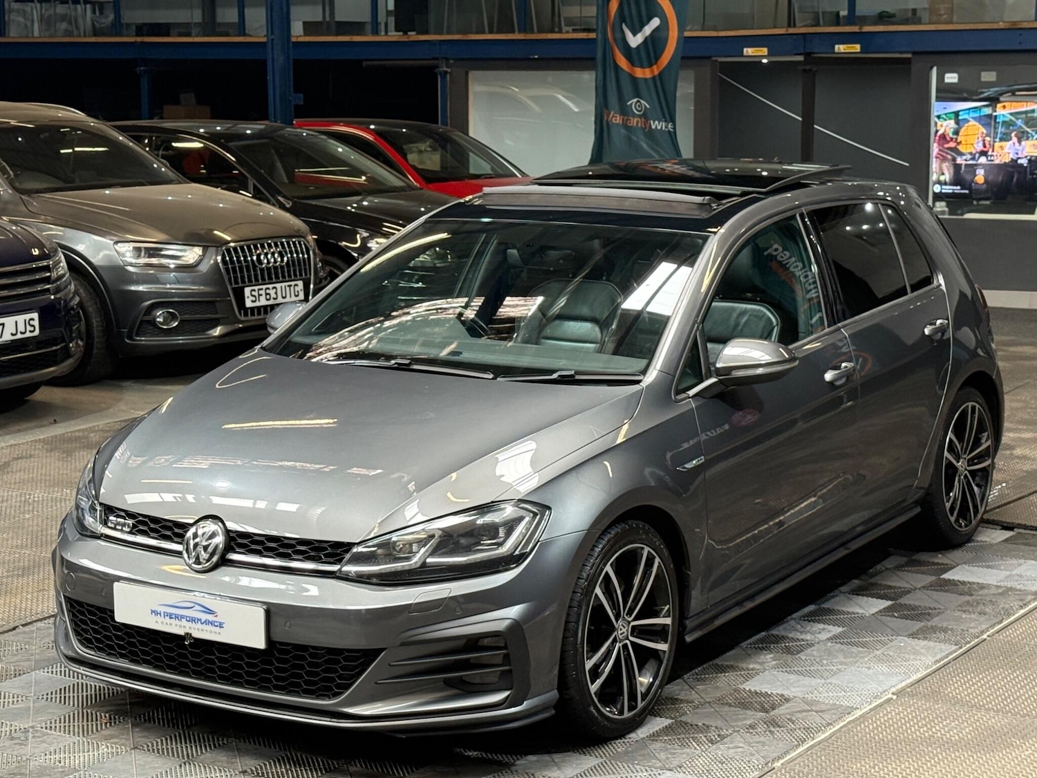 Used Volkswagen Golf 2017 for sale - 76499324: Photo 33