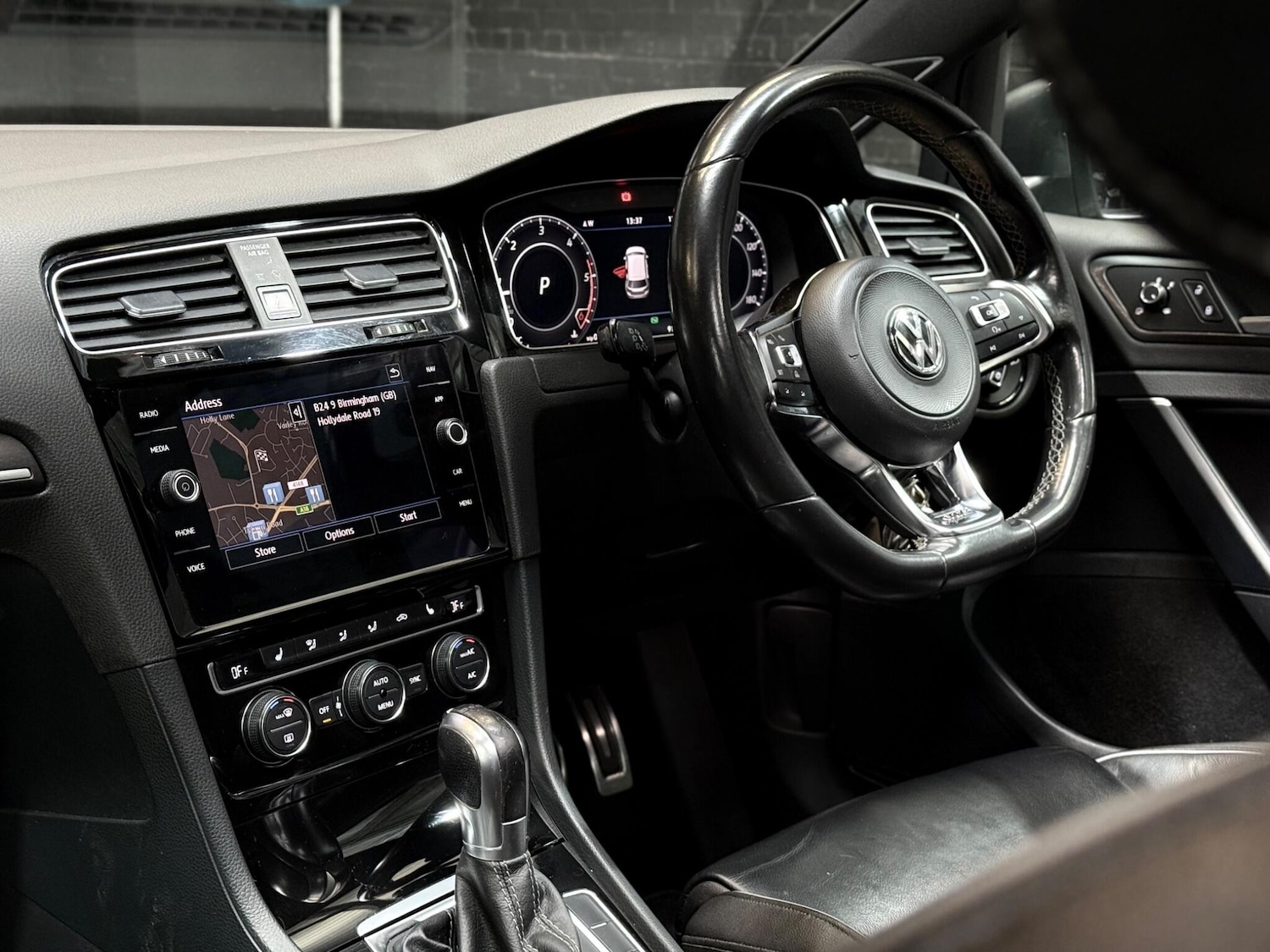 Used Volkswagen Golf 2017 for sale - 76499324: Photo 46