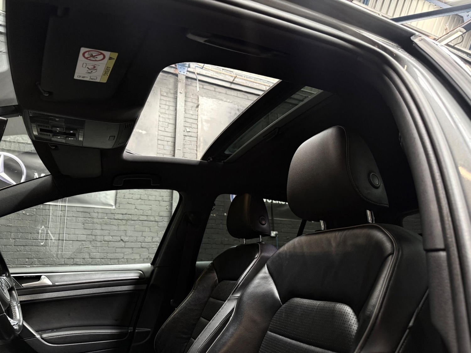 Used Volkswagen Golf 2017 for sale - 76499324: Photo 48