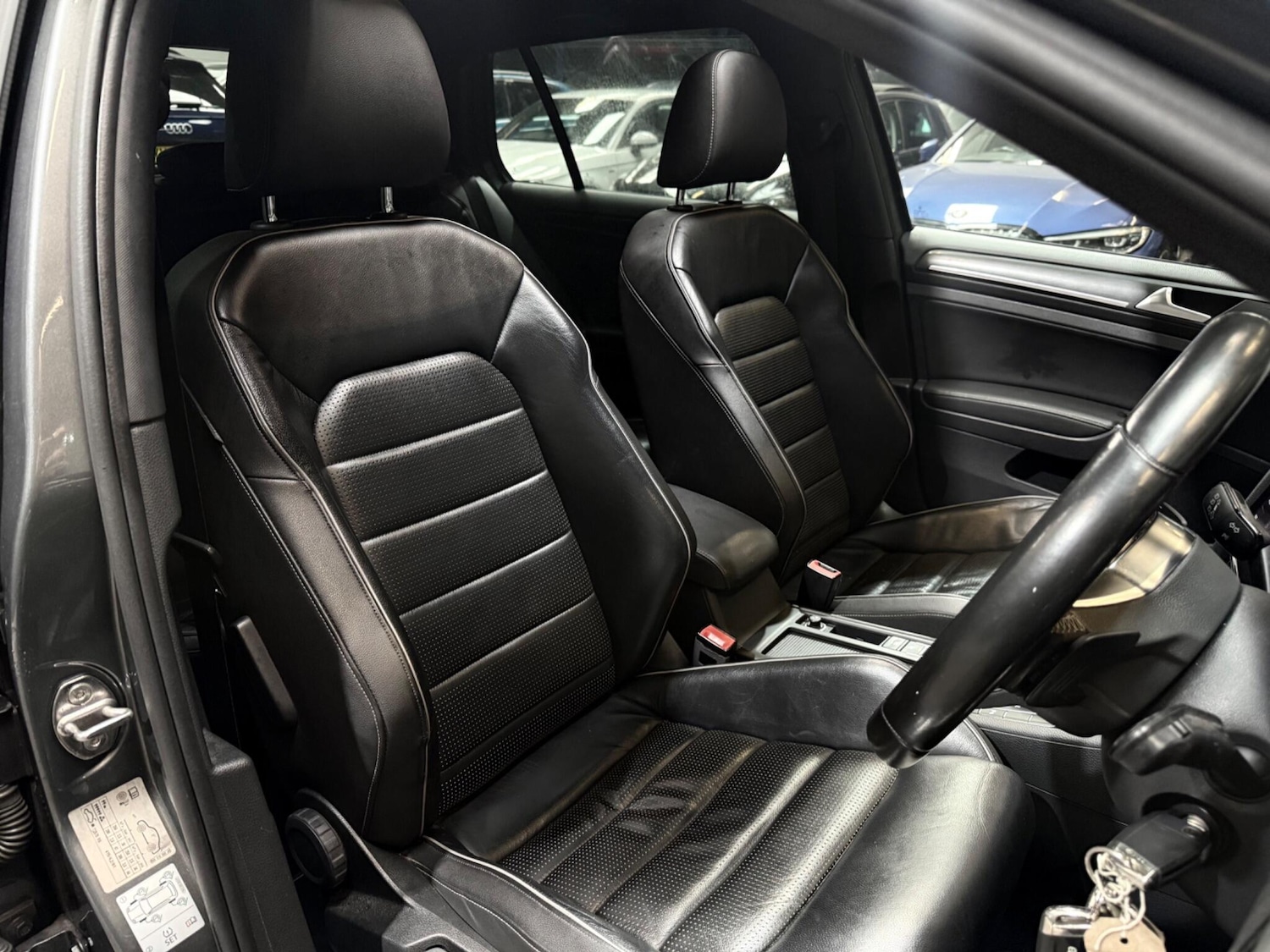 Used Volkswagen Golf 2017 for sale - 76499324: Photo 50