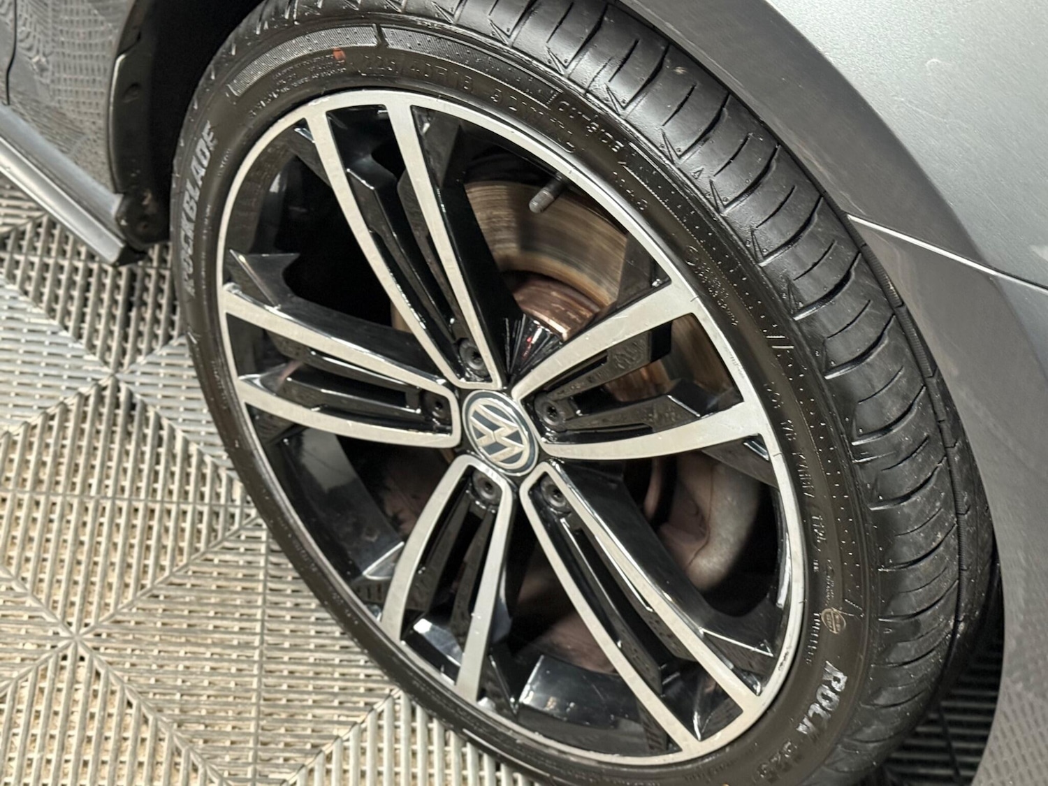 Used Volkswagen Golf 2017 for sale - 76499324: Photo 73