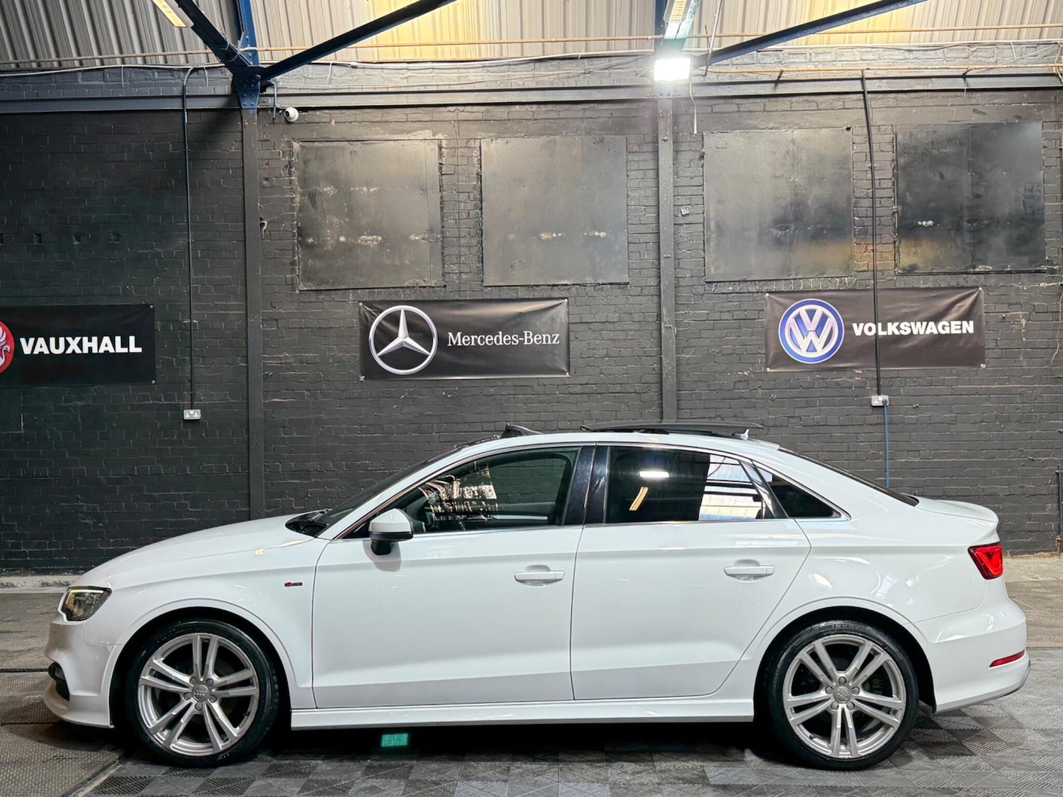 Used Audi A3 2015 for sale - 76607953: Photo 17