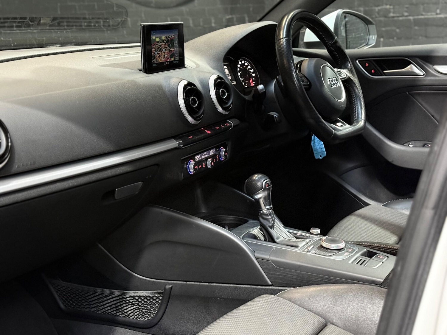 Used Audi A3 2015 for sale - 76607953: Photo 46