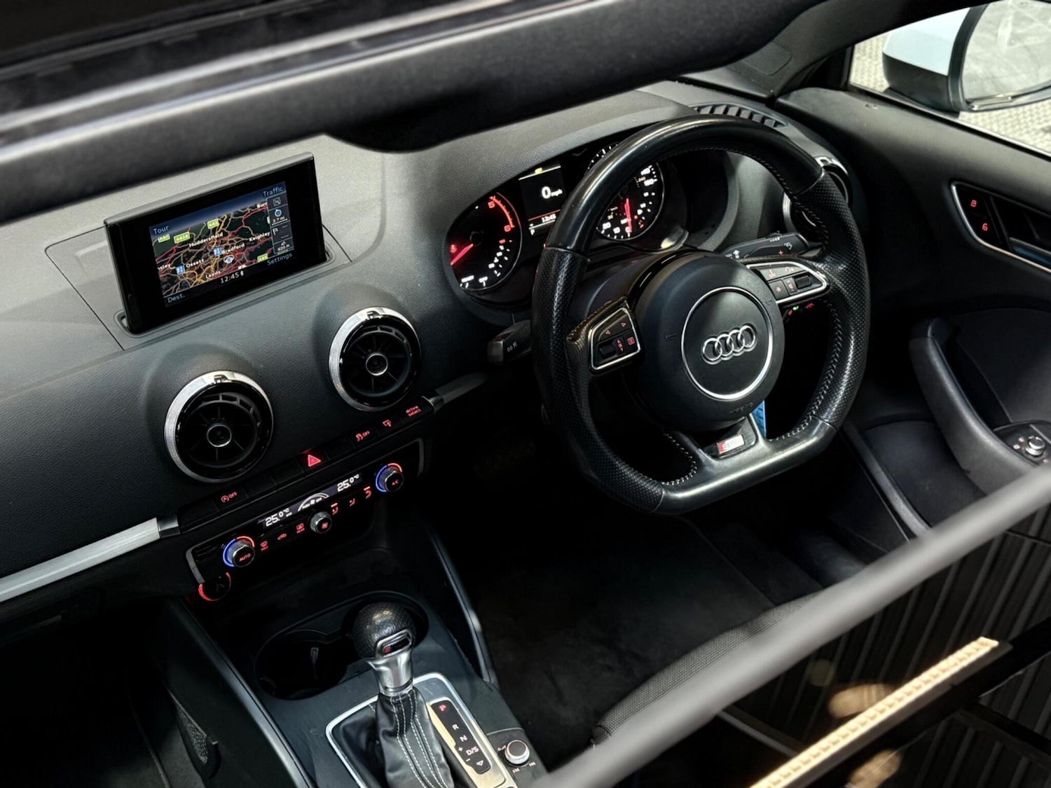 Used Audi A3 2015 for sale - 76607953: Photo 52