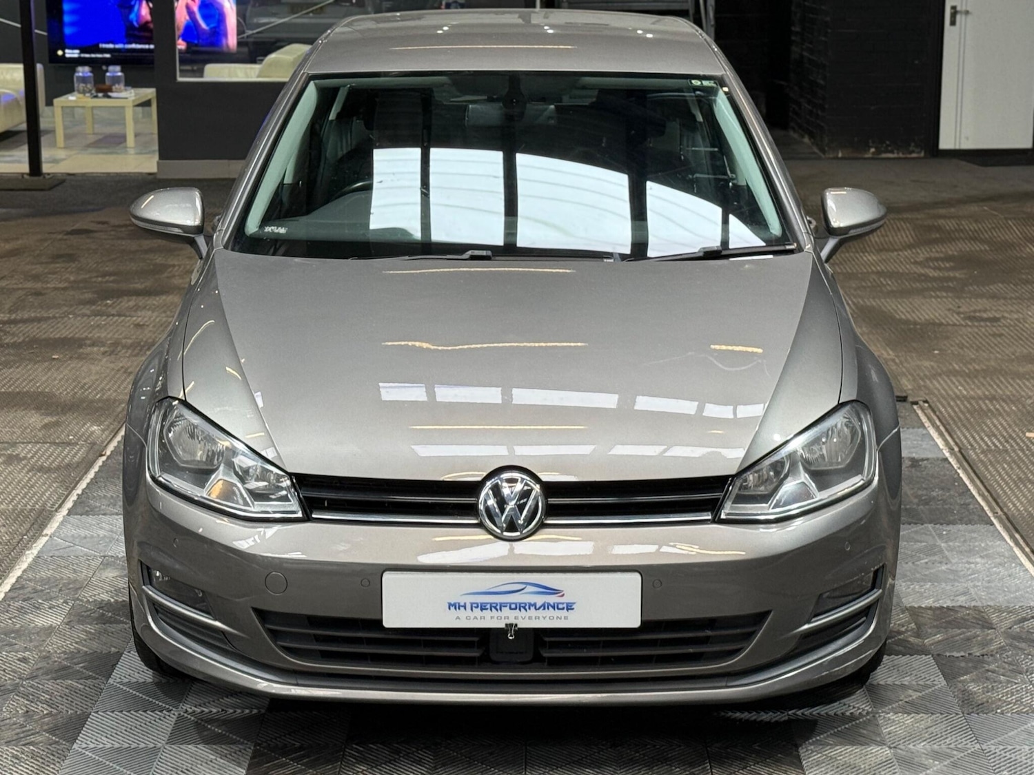 Used Volkswagen Golf 2015 for sale - 76457073: Photo 2