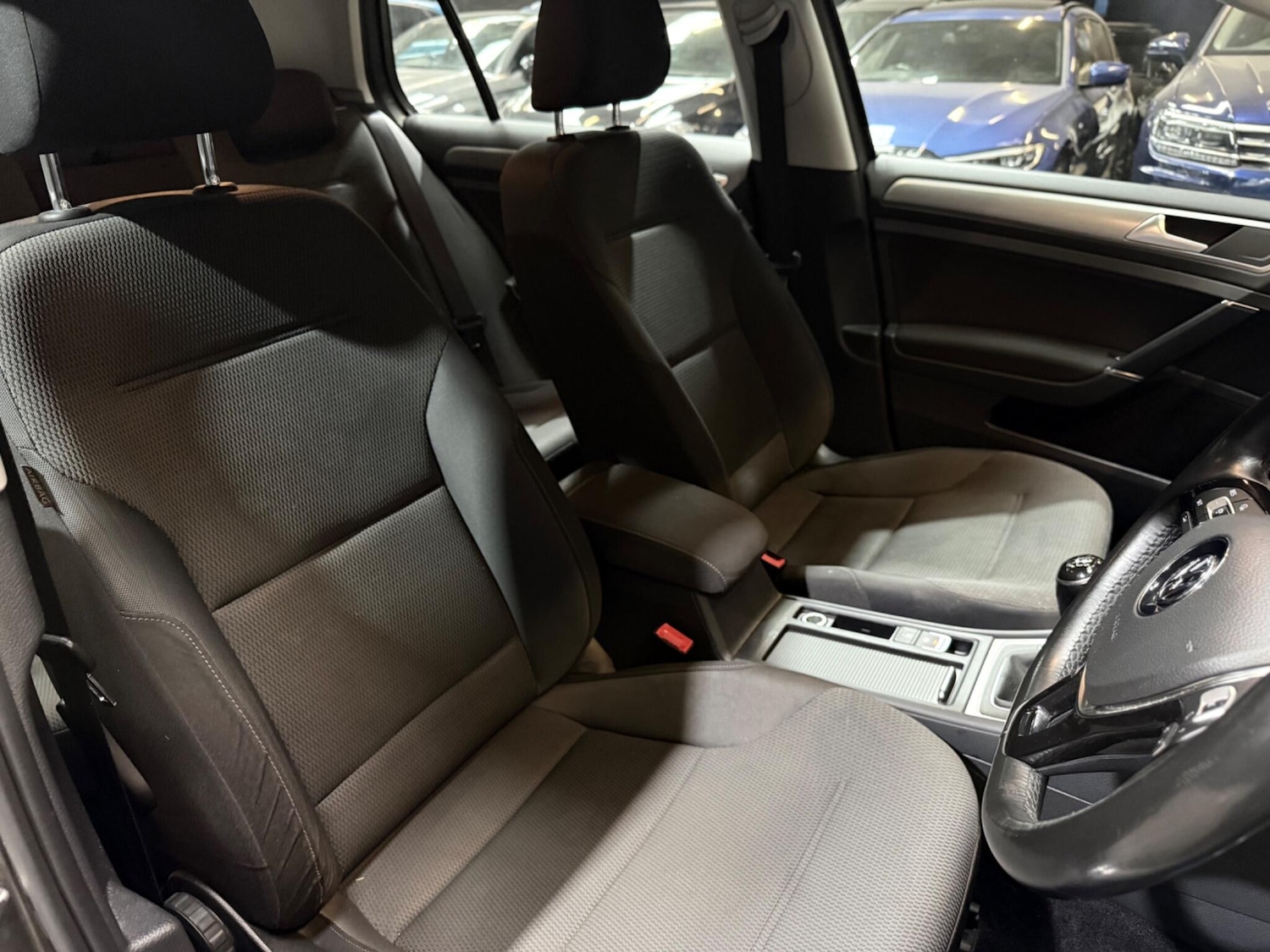 Used Volkswagen Golf 2015 for sale - 76457073: Photo 9