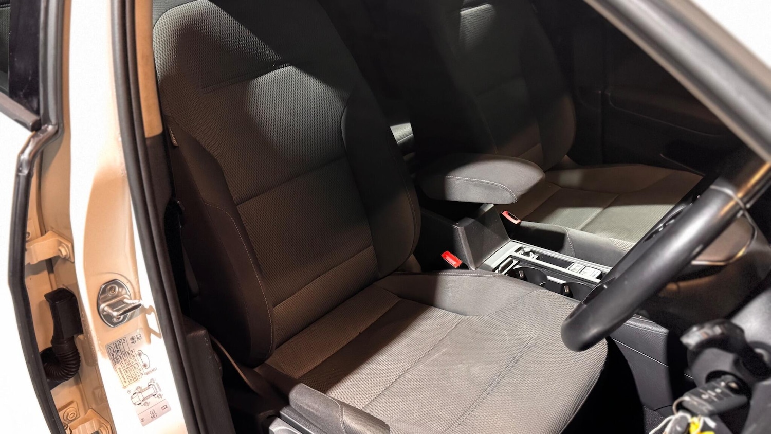 Used Volkswagen Golf 2017 for sale - 77155910: Photo 16