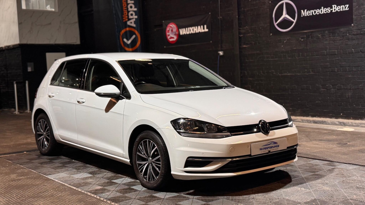 Used Volkswagen Golf 2017 for sale - 77155910: Photo 29