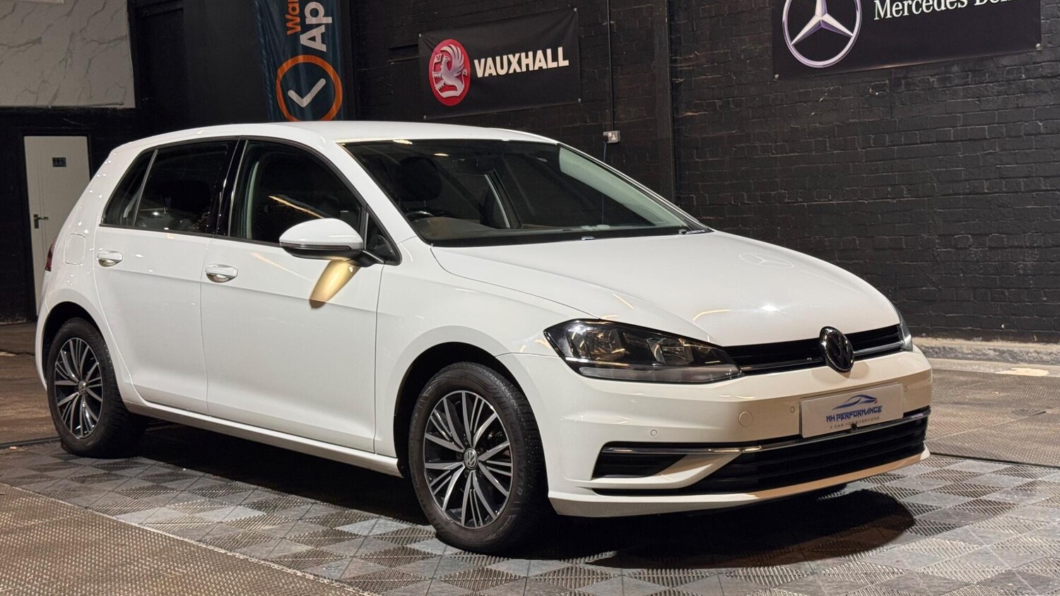 Used Volkswagen Golf 2017 for sale - 77155910: Photo 39