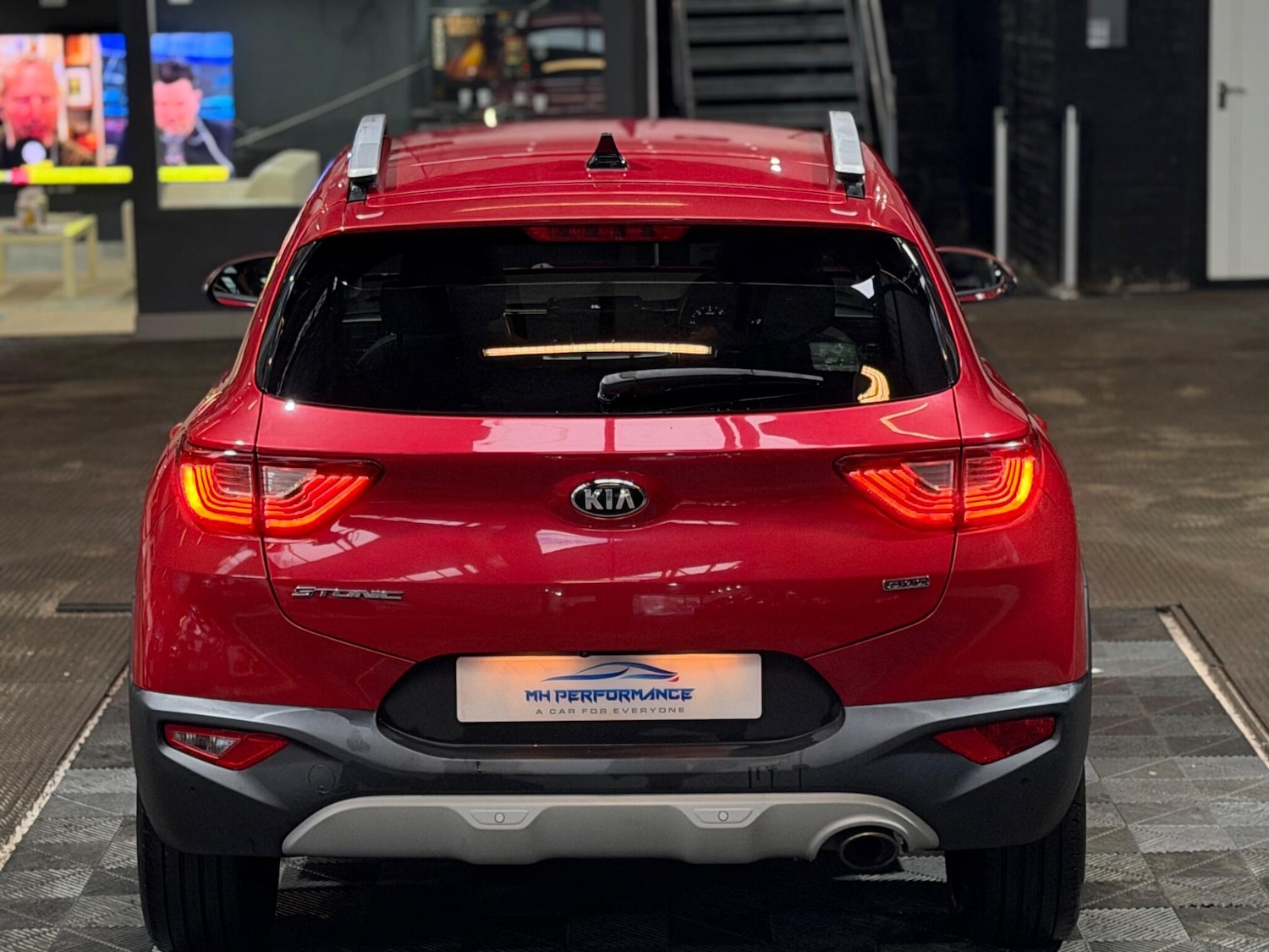 Used Kia Stonic 2019 for sale - 77441231: Photo 5