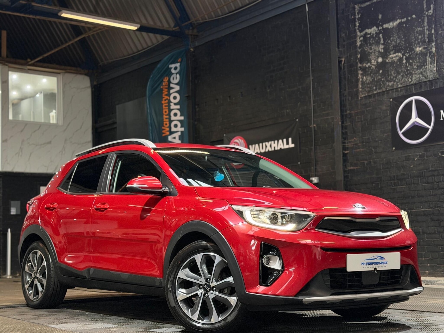 Used Kia Stonic 2019 for sale - 77441231: Photo 60