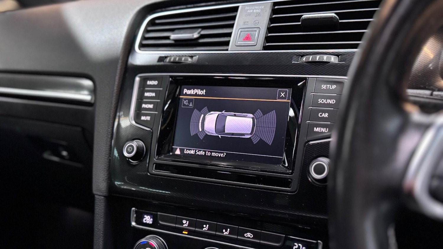 Used Volkswagen Golf 2014 for sale - 77237541: Photo 11