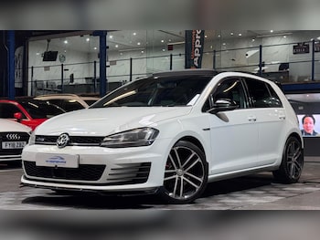 Used Volkswagen Golf 2014 for sale - 77237541: Photo