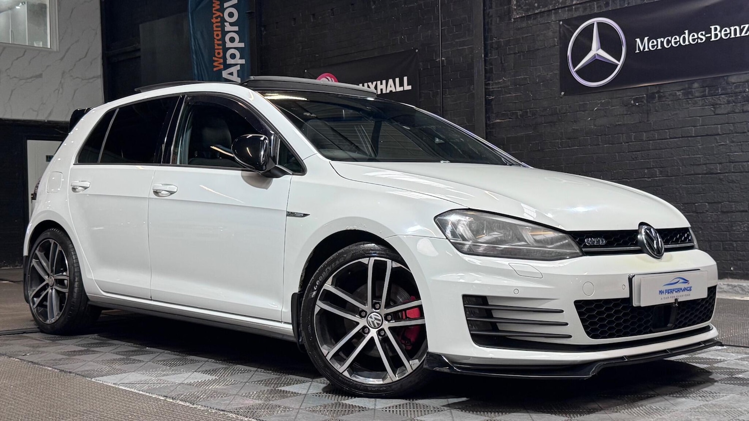 Used Volkswagen Golf 2014 for sale - 77237541: Photo 3