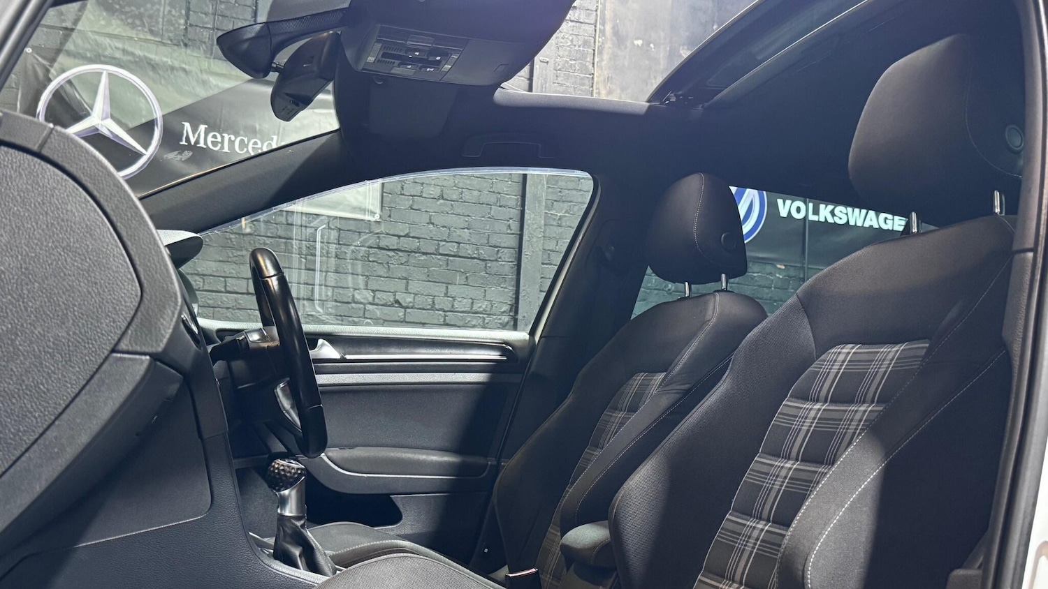 Used Volkswagen Golf 2014 for sale - 77237541: Photo 31