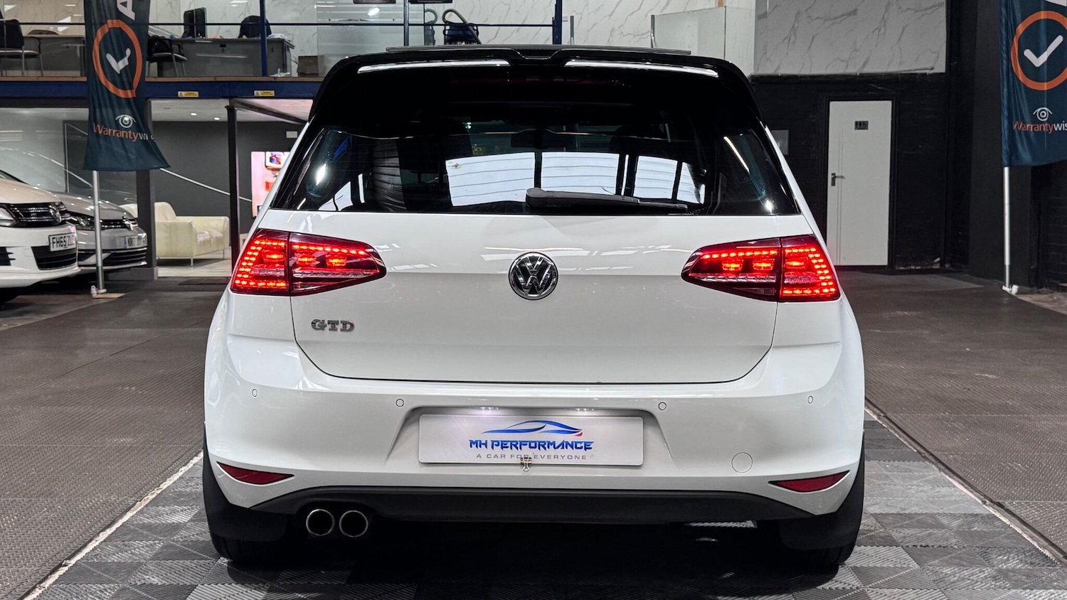 Used Volkswagen Golf 2014 for sale - 77237541: Photo 4