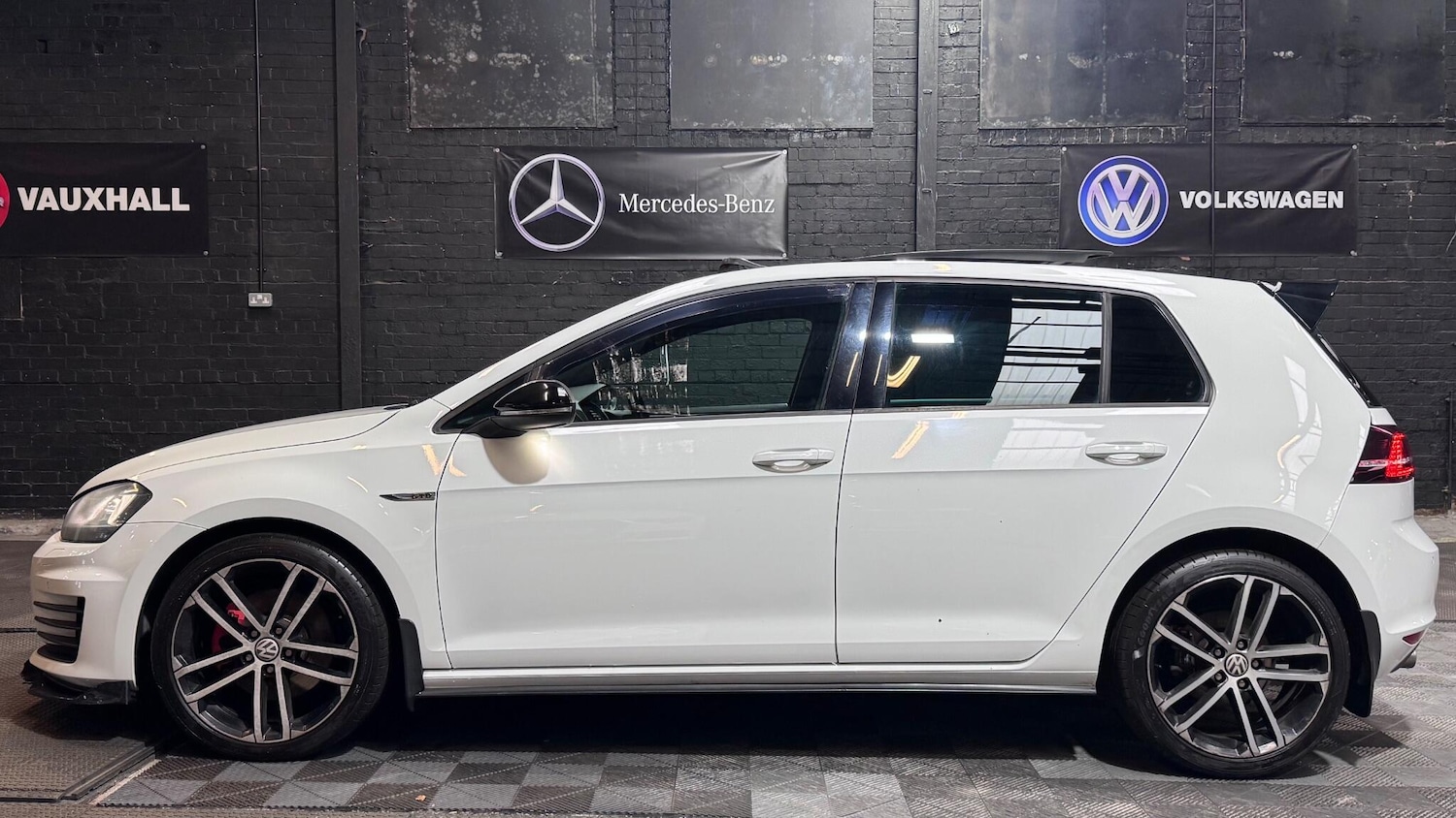 Used Volkswagen Golf 2014 for sale - 77237541: Photo 48