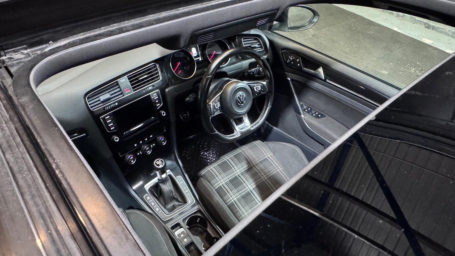 Used Volkswagen Golf 2014 for sale - 77237541: Photo 5