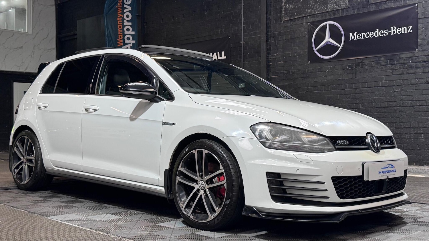 Used Volkswagen Golf 2014 for sale - 77237541: Photo 70