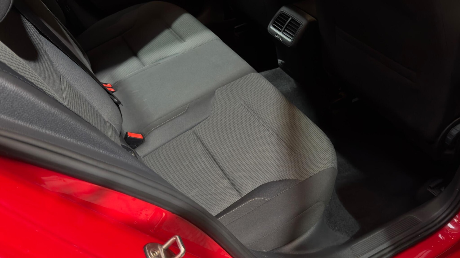 Used Volkswagen Golf 2015 for sale - 77993732: Photo 37