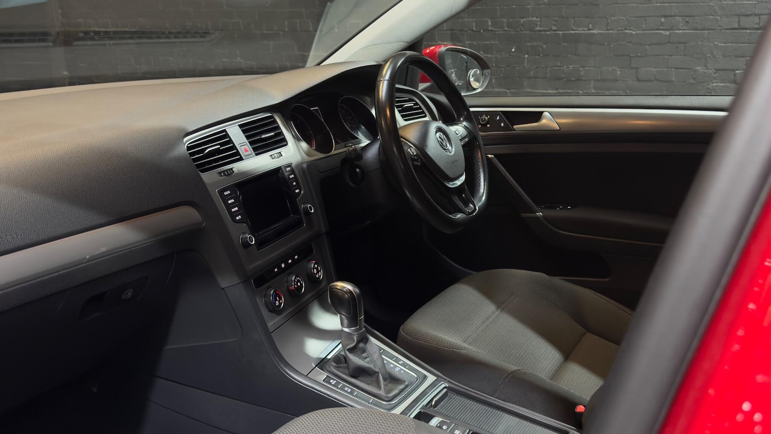 Used Volkswagen Golf 2015 for sale - 77993732: Photo 45