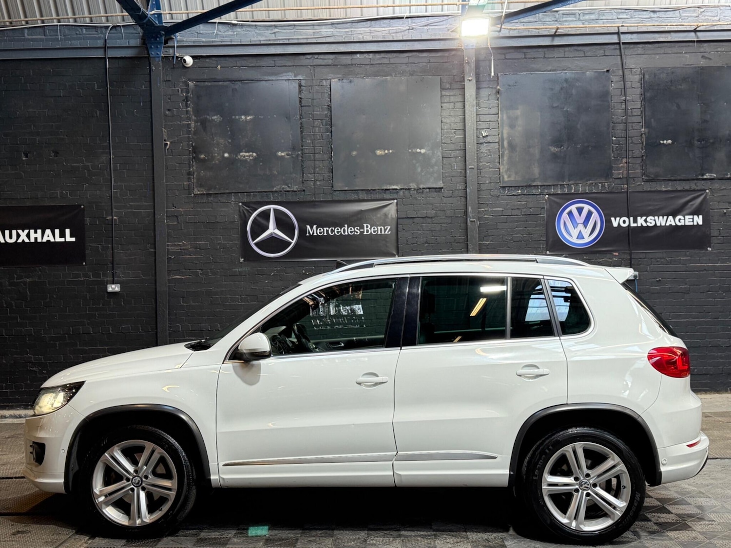 Used Volkswagen Tiguan 2013 for sale - 77510126: Photo 10