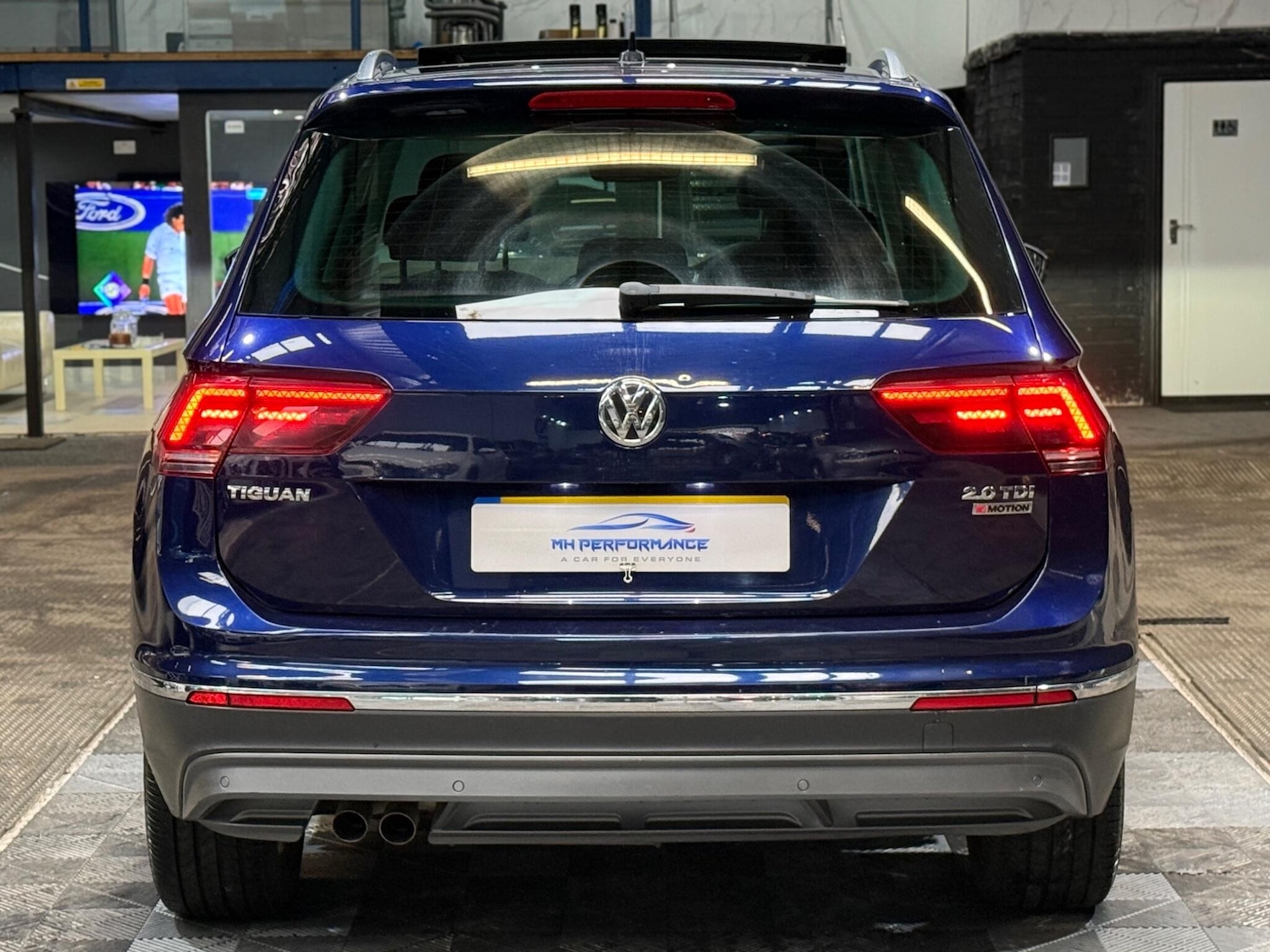 Used Volkswagen Tiguan 2016 for sale - 76152419: Photo 10