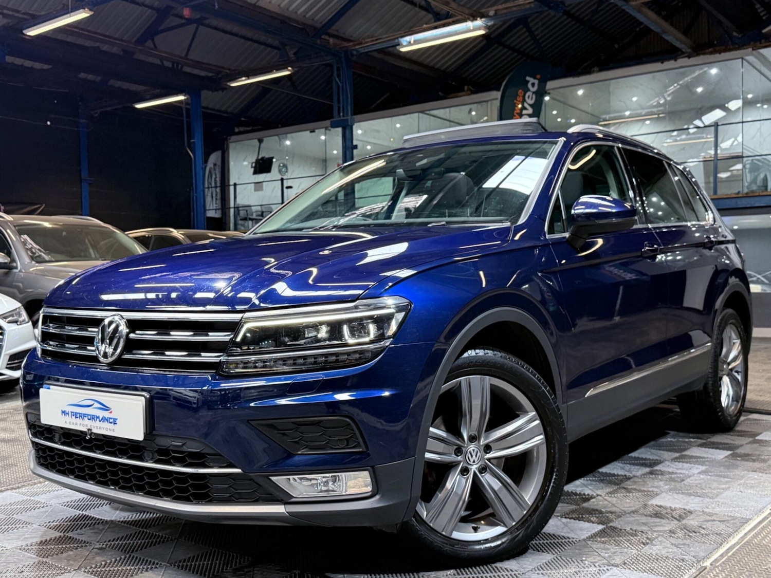 Used Volkswagen Tiguan 2016 for sale - 76152419: Photo 11