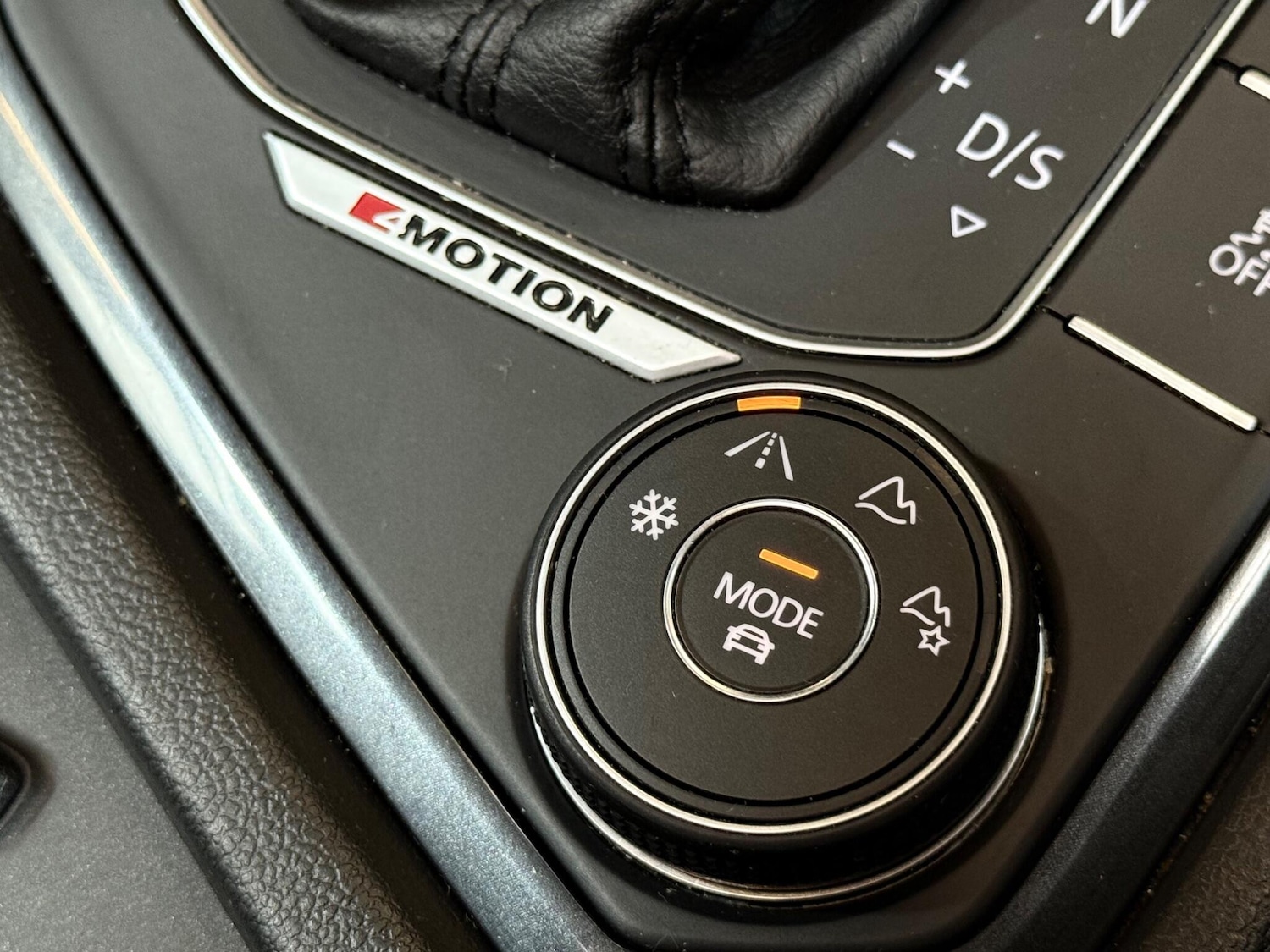 Used Volkswagen Tiguan 2016 for sale - 76152419: Photo 14