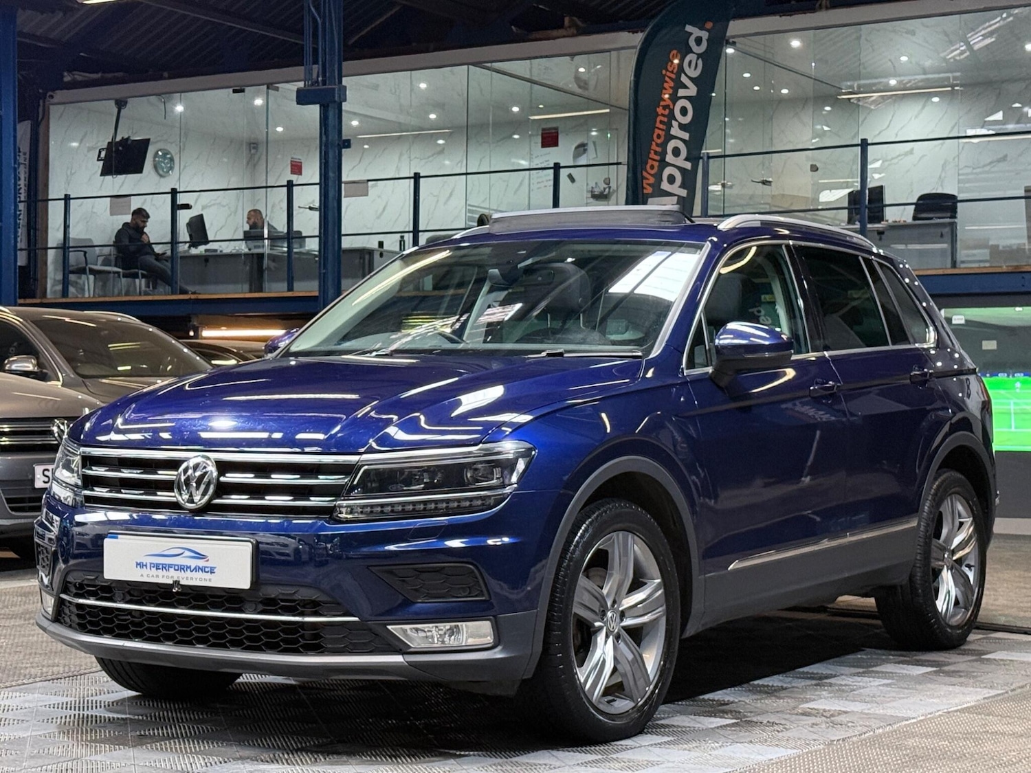 Used Volkswagen Tiguan 2016 for sale - 76152419: Photo 17