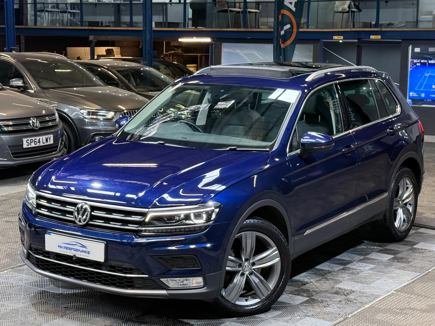 Used Volkswagen Tiguan 2016 for sale - 76152419: Photo 29