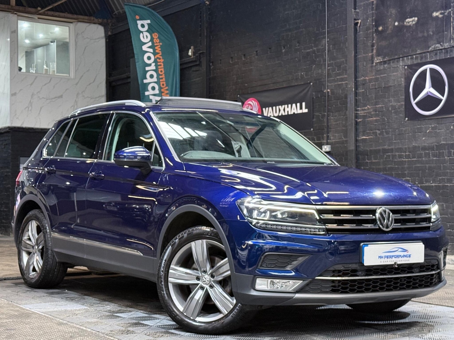 Used Volkswagen Tiguan 2016 for sale - 76152419: Photo 3