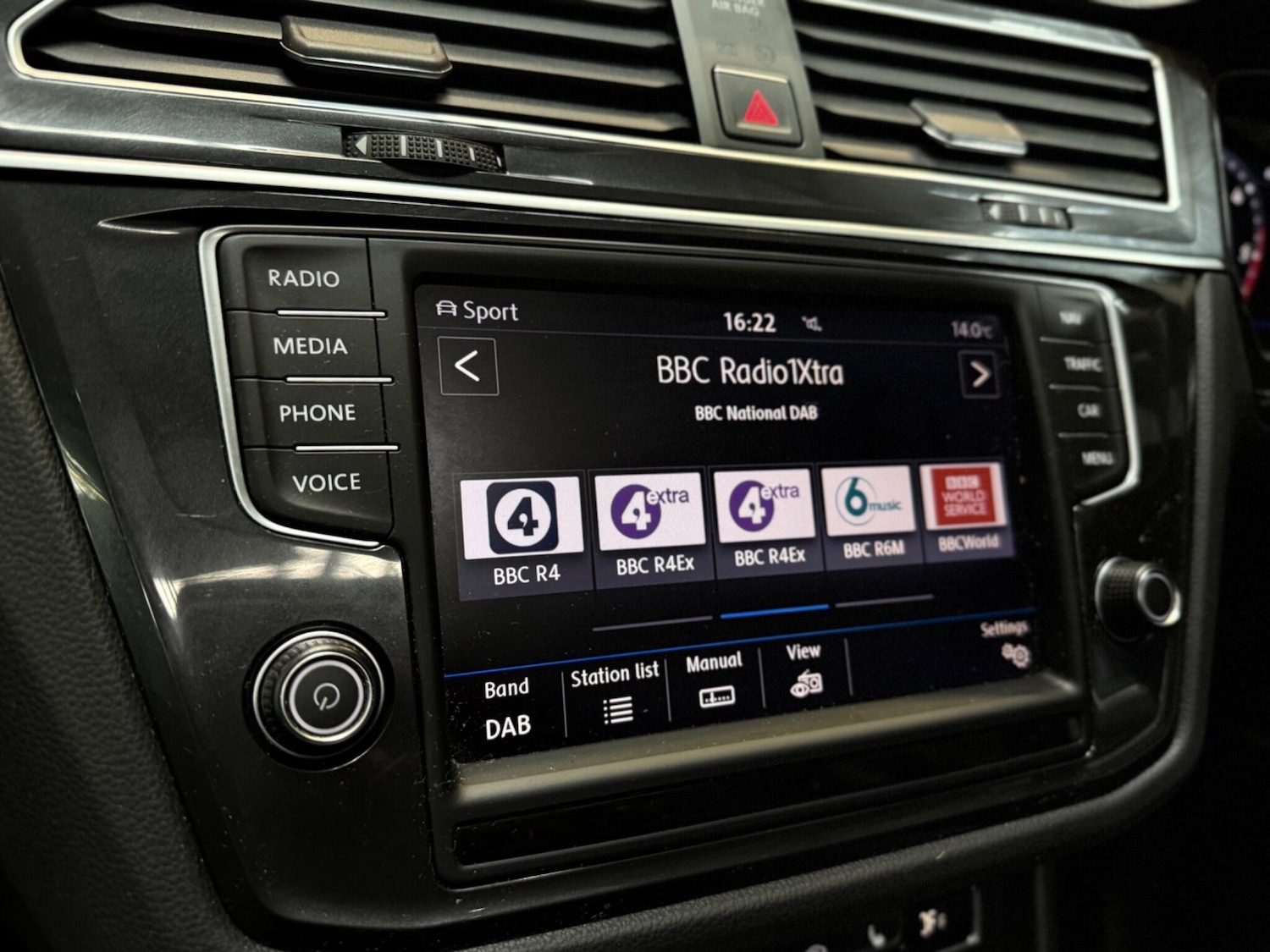 Used Volkswagen Tiguan 2016 for sale - 76152419: Photo 36