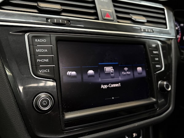 Used Volkswagen Tiguan 2016 for sale - 76152419: Photo 48