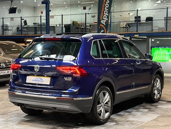 Used Volkswagen Tiguan 2016 for sale - 76152419: Photo 4