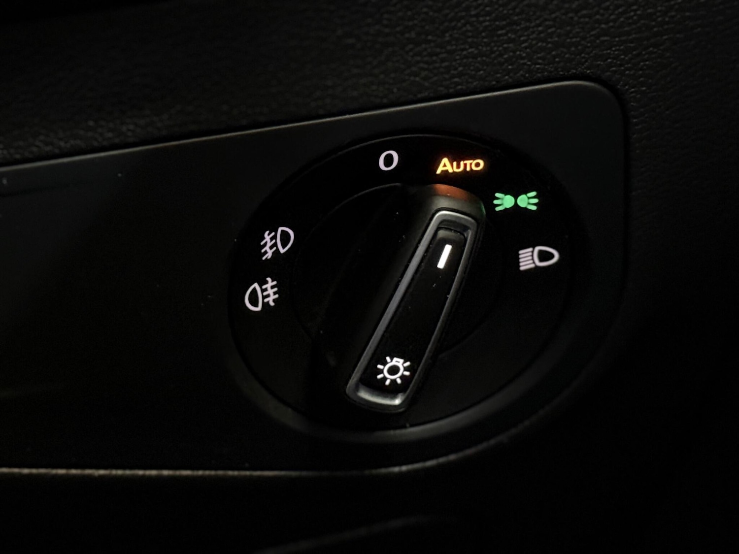 Used Volkswagen Tiguan 2016 for sale - 76152419: Photo 59