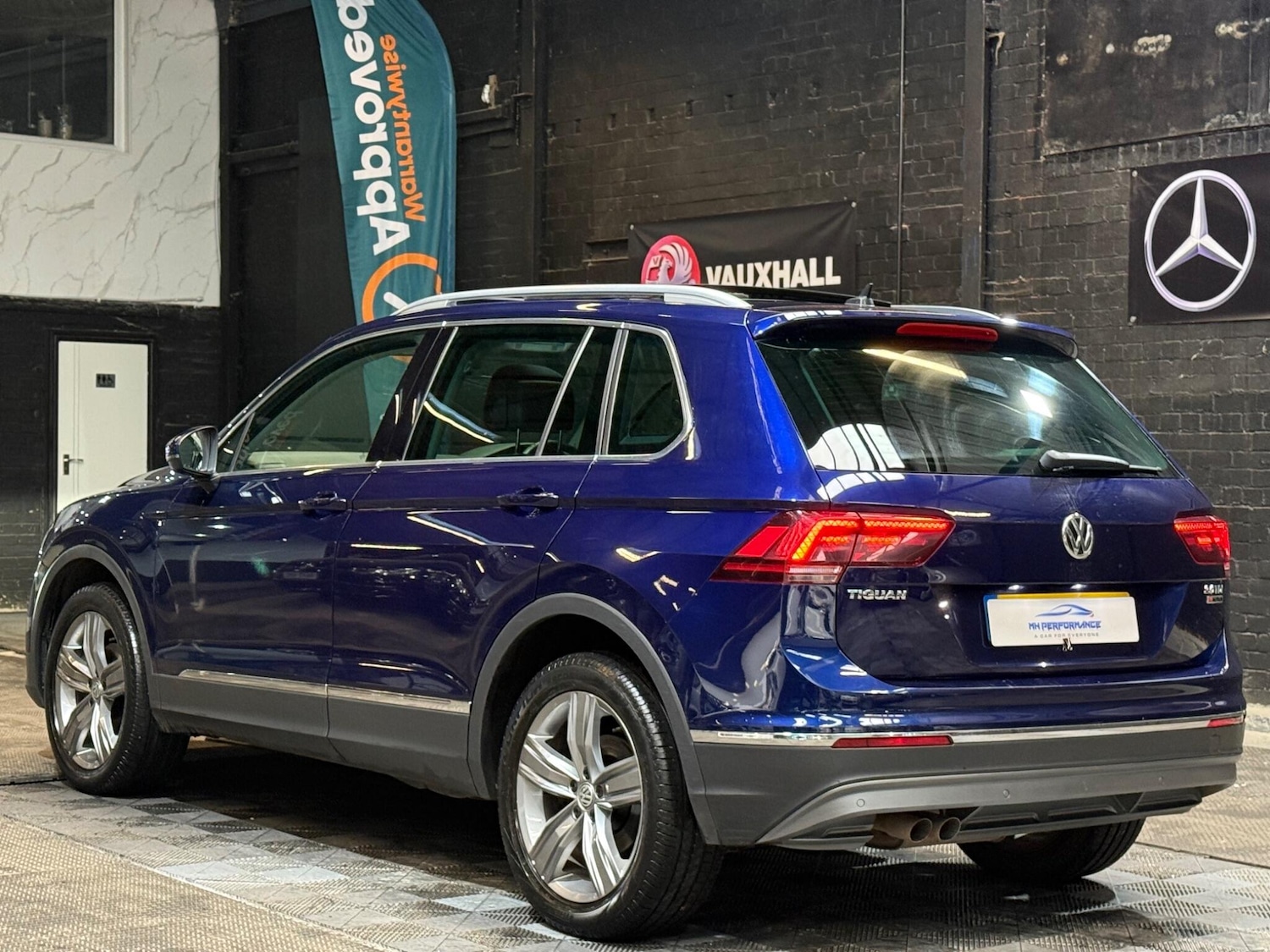 Used Volkswagen Tiguan 2016 for sale - 76152419: Photo 6