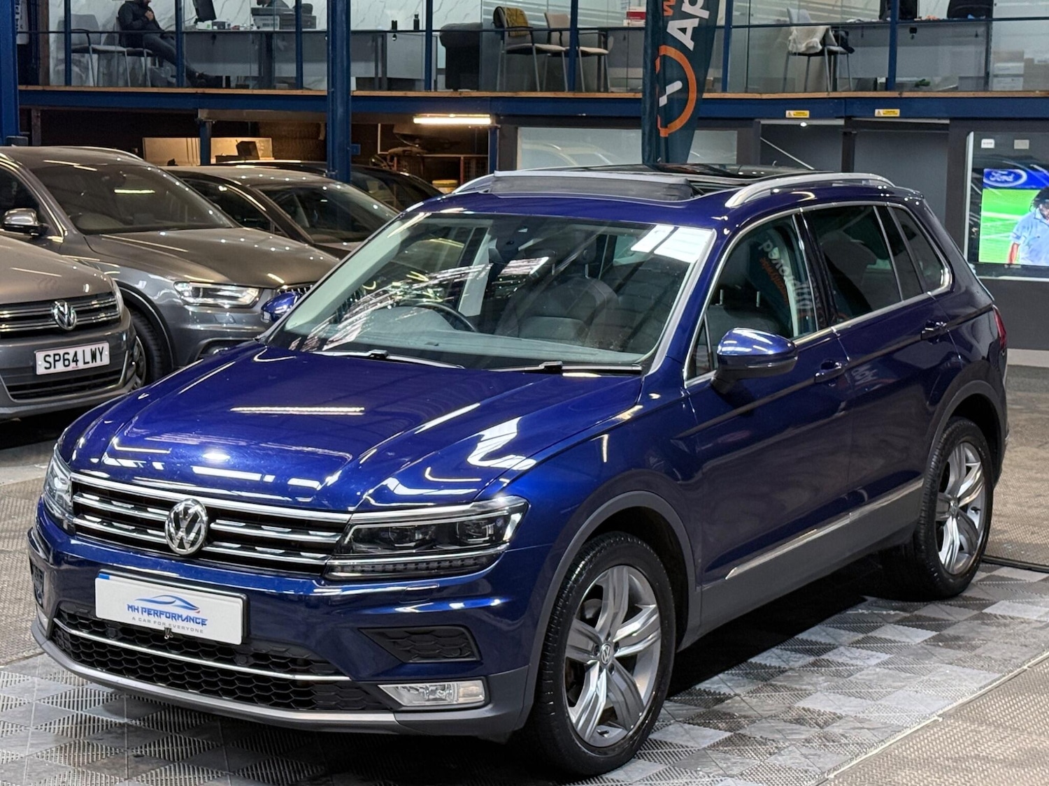 Used Volkswagen Tiguan 2016 for sale - 76152419: Photo 63