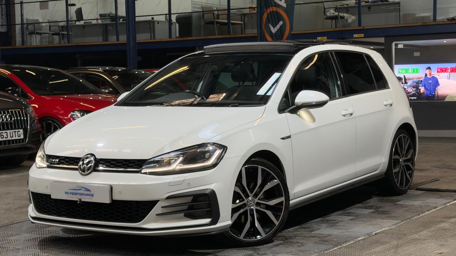 Used Volkswagen Golf 2017 for sale - 76607569: Photo 36