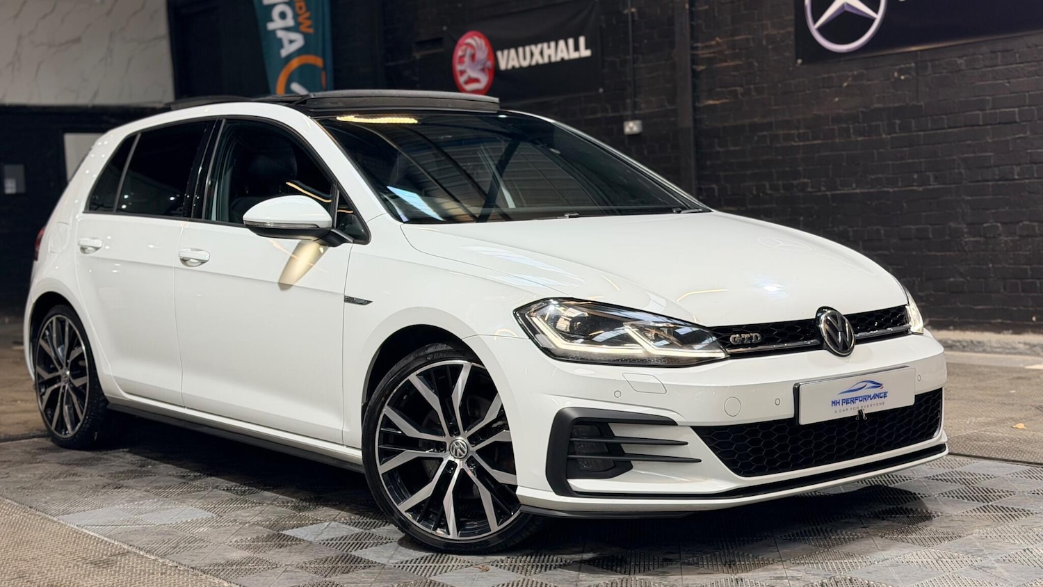 Used Volkswagen Golf 2017 for sale - 76607569: Photo 38