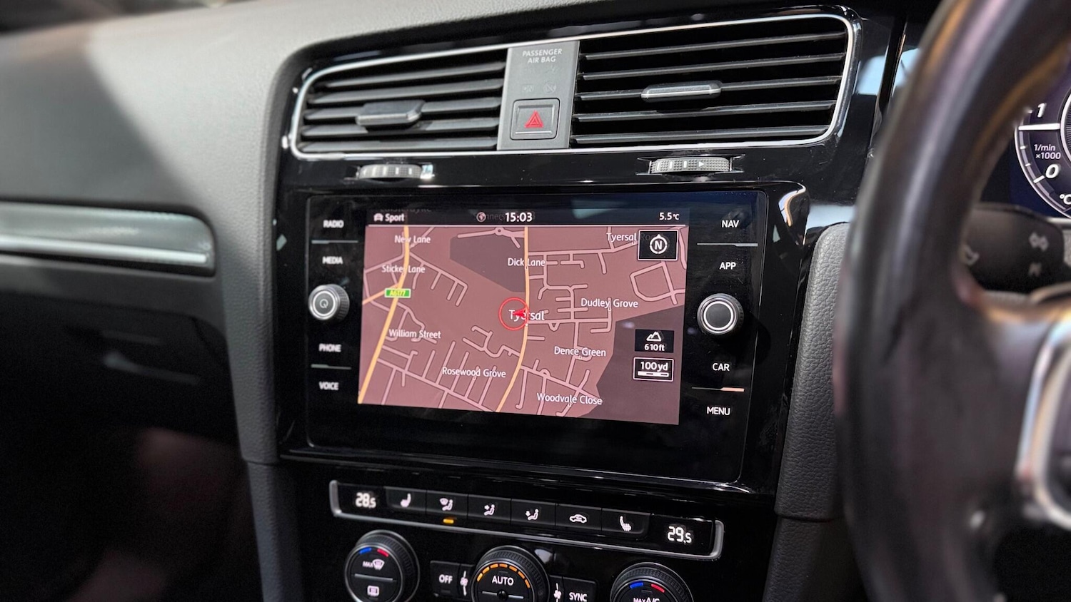 Used Volkswagen Golf 2017 for sale - 76607569: Photo 42