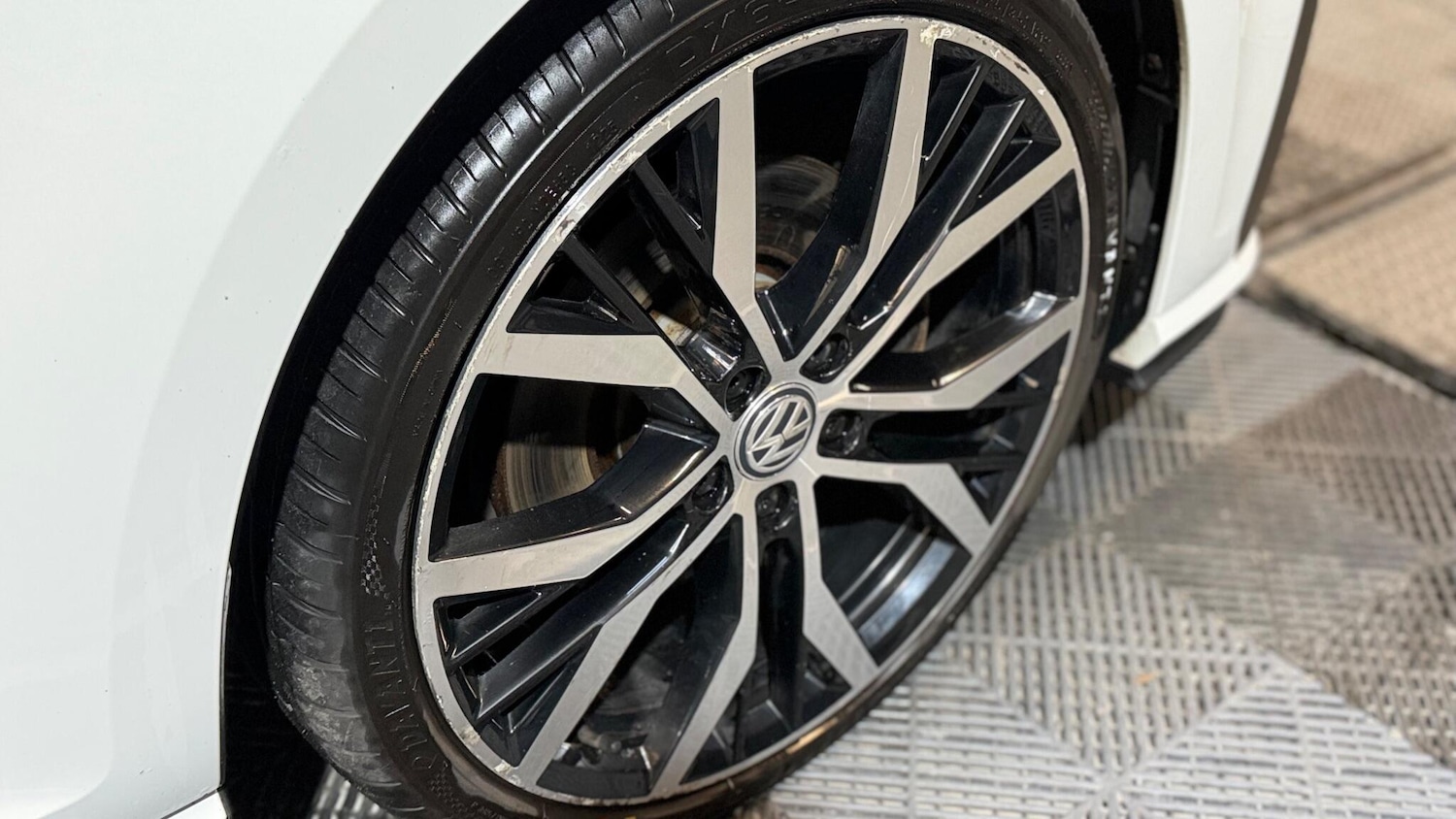 Used Volkswagen Golf 2017 for sale - 76607569: Photo 47